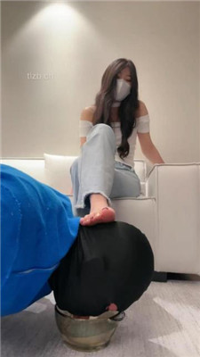图片[18]_【糯糯】白靴保养/恋足羞辱/全体重踩脸/圣水奖励_绳艺套路直播视频资源网