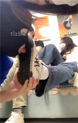 图片[2]_【精神小妹】4S素人学生主-恋足玩脚奴_绳艺套路直播视频资源网