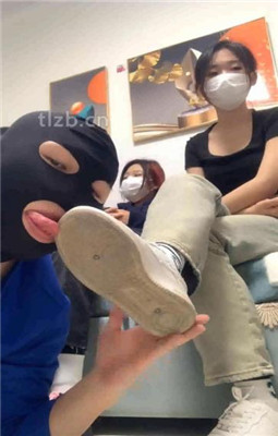 图片[6]_【精神小妹】4S素人学生主-恋足玩脚奴_绳艺套路直播视频资源网