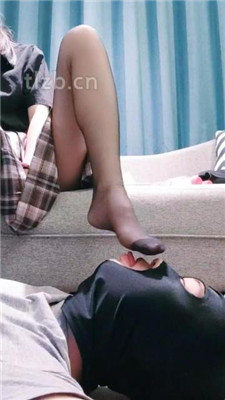图片[9]_【羌爷】JK小姐姐高跟黑丝踩踏_绳艺套路直播视频资源网
