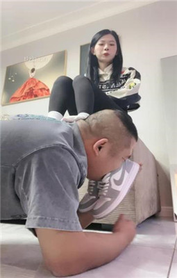 图片[10]_【樱木花椒】Aj白袜开发死猪头-插嘴_绳艺套路直播视频资源网