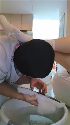 图片[6]_【小猫】舔毛拖鞋白袜/伺候沐足_绳艺套路直播视频资源网