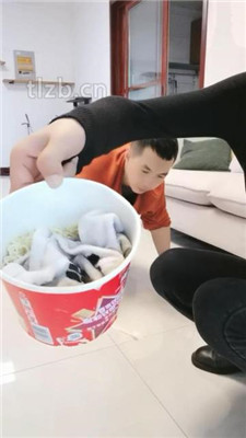 图片[16]_【凌儿女神】原味泡面/舔脏靴底/闻黑棉袜/提档_绳艺资料库视频资源下载