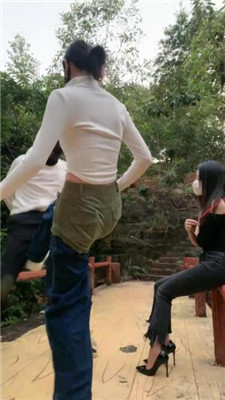 图片[13]_【暴力美学】双S-女神户外遛狗-绑树上酷刑惩治【双视角版】_绳艺资料库视频资源下载
