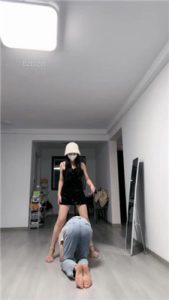 【樱子大人】骑马鞭打/坐脸窒息/高跟踩踏_绳艺资料库视频资源下载