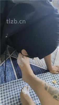 图片[7]_【尤尤子】学生S脚踩蛋糕喂食班主任_绳艺套路直播视频资源网