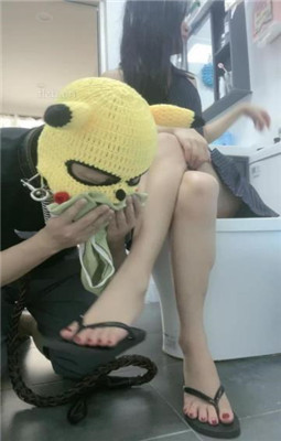 图片[16]_【漫漫】爬进来卫生巾侍奉主人_绳艺资料库视频资源下载