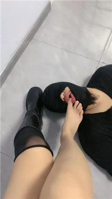 图片[10]_【P崽】蒙面女神-长靴黑丝恋足舔_绳艺套路直播视频资源网