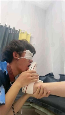 图片[15]_【领主老大】帆布鞋全体重踩踏/碾压狗爪_绳艺资料库视频资源下载