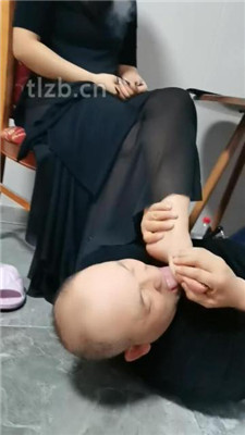 图片[11]_【冷御女王】恶毒妻主裸足恋足舔_绳艺资料库视频资源下载