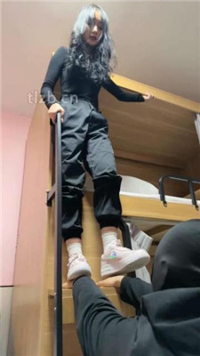 图片[19]_【尤物大大】女生寝室4主VS双奴带新人学妹入圈调_绳艺套路视频资源网