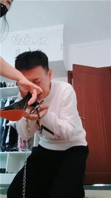 图片[9]_【魅影女神】鼻钩遛狗的痛苦_绳艺套路直播视频资源网