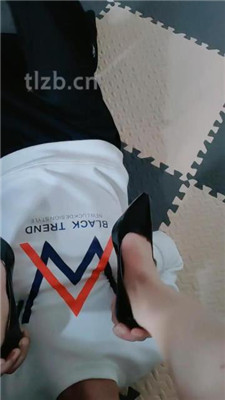 图片[10]_【魅影女神】给狗做特殊的生日蛋糕_绳艺套路直播视频资源网