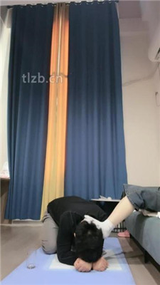 图片[17]_【不期而遇】牛仔裤臀下羞辱-圣水-闻超臭白袜-踩踏_绳艺资料库视频资源下载