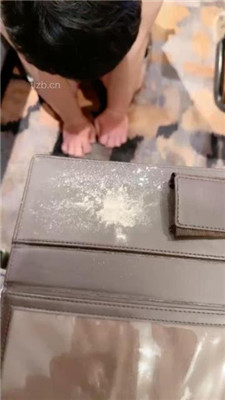 图片[2]_【沅芷大人】揪耳朵-强制舔裸足/吃脚皮_绳艺资料库视频资源下载