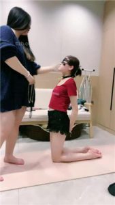 【小羊】女神母畜-掐脖窒息/口水塞嘴虐打_绳艺资料库视频资源下载