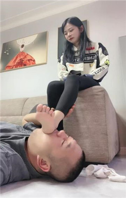 图片[16]_【樱木花椒】Aj白袜开发死猪头-插嘴_绳艺套路直播视频资源网
