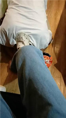 图片[4]_【颜可大大】运动后原味白袜恋足调/圣水泡面_绳艺资料库