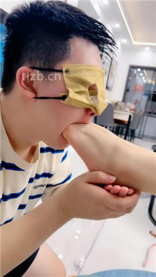 图片[16]_【丹祖宗】圈养狗等主人回家-伺候洗脚/舔裸足/吃脚皮_绳艺资料库视频资源下载