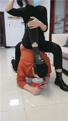 图片[11]_【凌儿女神】原味泡面/舔脏靴底/闻黑棉袜/提档_绳艺资料库视频资源下载