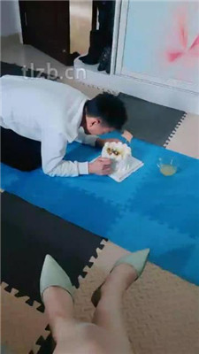 图片[3]_【魅影女神】给狗做特殊的生日蛋糕_绳艺套路直播视频资源网