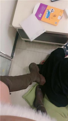 图片[3]_【西西S】转胯爬行/肉丝脚插嘴/长靴虐_绳艺套路直播视频资源网