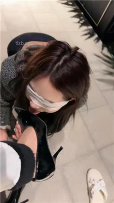 【橙宝】素人美女首次户外被虐到求饶_绳艺资料库视频资源下载