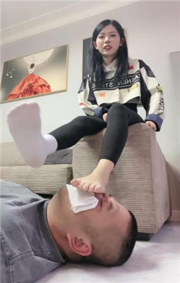 图片[12]_【樱木花椒】Aj白袜开发死猪头-插嘴_绳艺套路直播视频资源网
