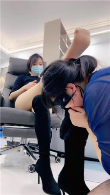 图片[11]_【丹祖宗】长靴S脚下的母畜-吃厕纸耳光抽_绳艺资料库视频资源下载