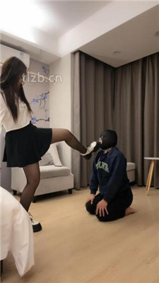 图片[9]_【叶娘】黑丝脚深喉/跪舔脏鞋底/耳光_绳艺资料库视频资源下载