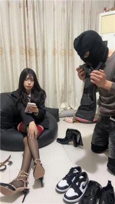 图片[5]_【苏西】物化人体擦鞋器_绳艺资料库视频资源下载