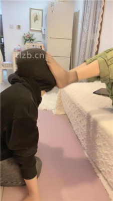 图片[16]_【苒溪】睡梦中偷舔主人的脚被教训_绳艺套路直播视频资源网