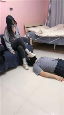 图片[5]_【金桔小主】夜跑后小白鞋白袜踩虐暴打【上】_绳艺资料库视频资源下载