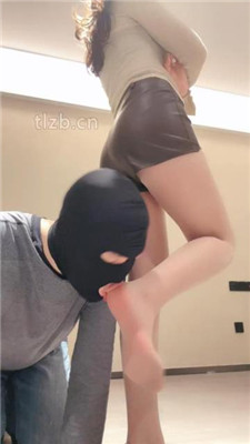 图片[8]_【禾未】长腿模特S-高跟诱惑/保鲜膜窒息/强迫圣水/肉丝调_绳艺资料库视频资源下载
