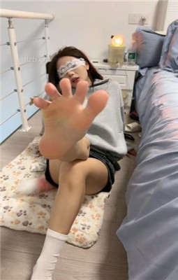 图片[12]_【橙宝】母畜-主人的撒气工具-白袜-踩嘴-掐脖窒息_绳艺套路直播视频资源网