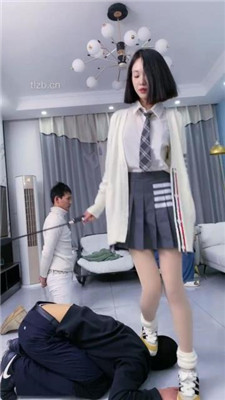 图片[4]_【麋鹿银儿】双奴VS双M-踩狗头/腿绞/转胯/鞭打/口水吐脸脚插嘴_绳艺资料库视频资源下载
