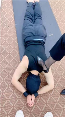 图片[12]_【冰夏女王】双S-刑具重度鞭打皮痒的狗【双视角版】_绳艺资料库