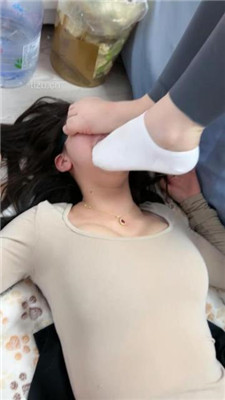 图片[19]_【橙宝】双母畜伺候-裸足插嘴踩脸【完整版】_绳艺资料库视频资源下载