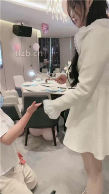 图片[15]_【时安】劲爆群调-男女奴跪拜/踩狗爪/鞭打舔脏鞋/一桶圣水_绳艺资料库视频资源下载