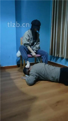 图片[8]_【最抗揍M】素人学生主-强制闻鞋-踢踹-数据线鞭打_绳艺资料库视频资源下载