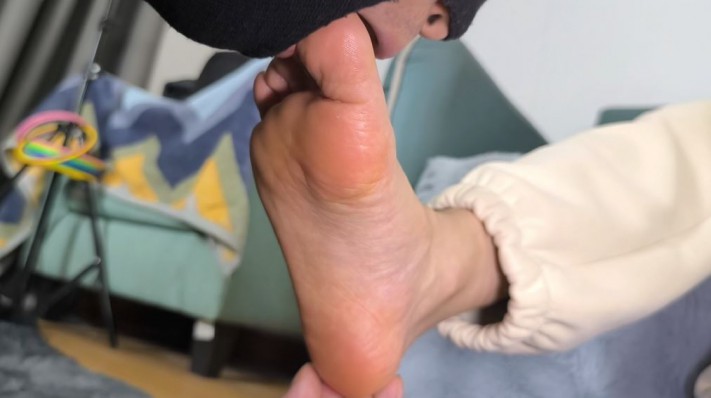 图片[6]_【女神学院·梓】无意识恋足_绳艺资料库视频资源下载