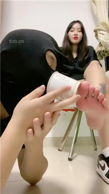 图片[12]_【路子】坐脸窒息/喝圣水/强制闻鞋/碾压踩狗头_绳艺资料库视频资源下载