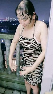 图片[3]_【月炎】寒夜让母畜跪户外舔脚_绳艺资料库