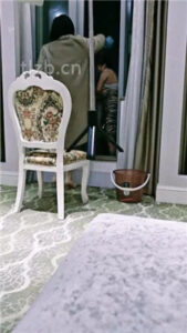 【月炎】寒夜让母畜跪户外舔脚_绳艺资料库