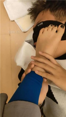 图片[13]_【广州丝主】脏长靴裸足狂舔_绳艺资料库