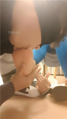 图片[9]_【广州丝主】脏长靴裸足狂舔_绳艺资料库