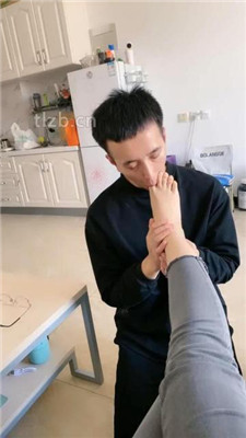 图片[4]_【嘉文】长靴踩踏/闻舔白袜/家务奴_绳艺资料库视频资源下载