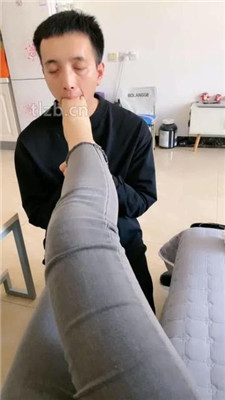 图片[5]_【嘉文】长靴踩踏/闻舔白袜/家务奴_绳艺资料库视频资源下载