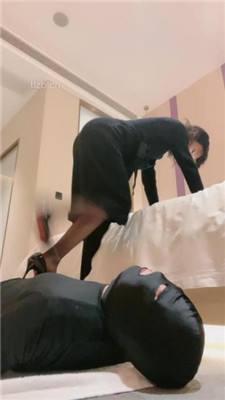 图片[5]_【柔儿公主】高跟黑丝踩踏/喂口水/赏赐圣水_绳艺资料库视频资源下载
