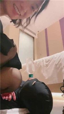 图片[9]_【柔儿公主】高跟黑丝踩踏/喂口水/赏赐圣水_绳艺资料库视频资源下载